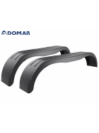 Schwarze Kotflügel aus Kunststoff für Tandemanhänger mit der Länge von 1500 mm und der Breite von 240 mm.